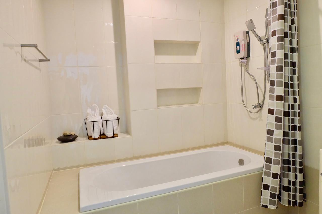 Dewyhouse Hostel Chiang Mai Bagian luar foto