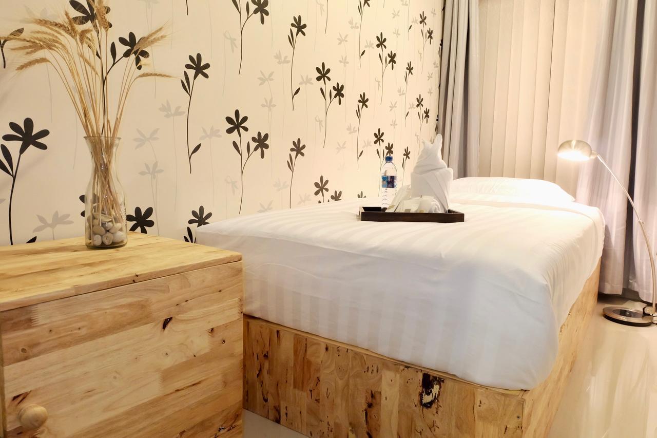 Dewyhouse Hostel Chiang Mai Bagian luar foto