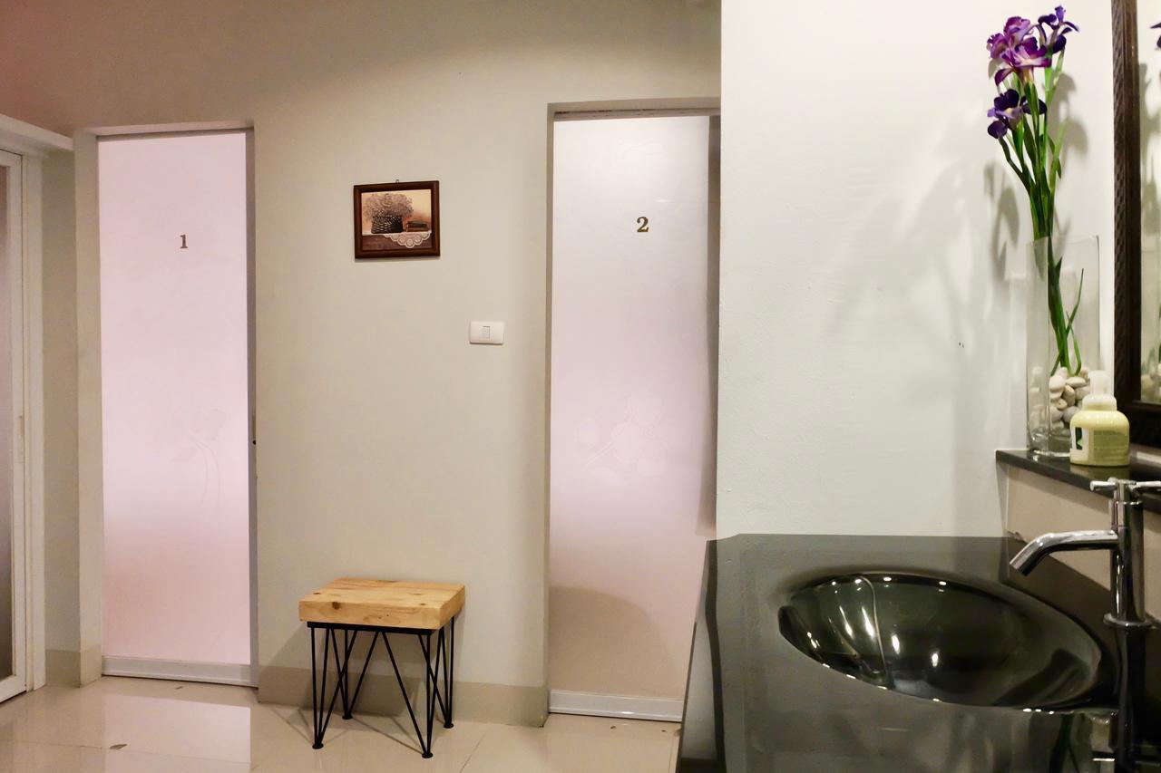 Dewyhouse Hostel Chiang Mai Bagian luar foto